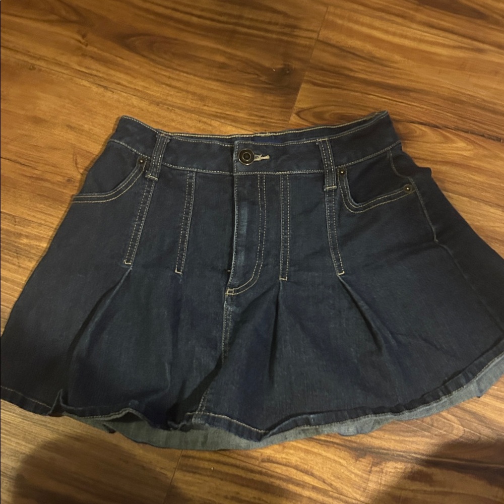 Pleated Dark Blue Denim Skirt